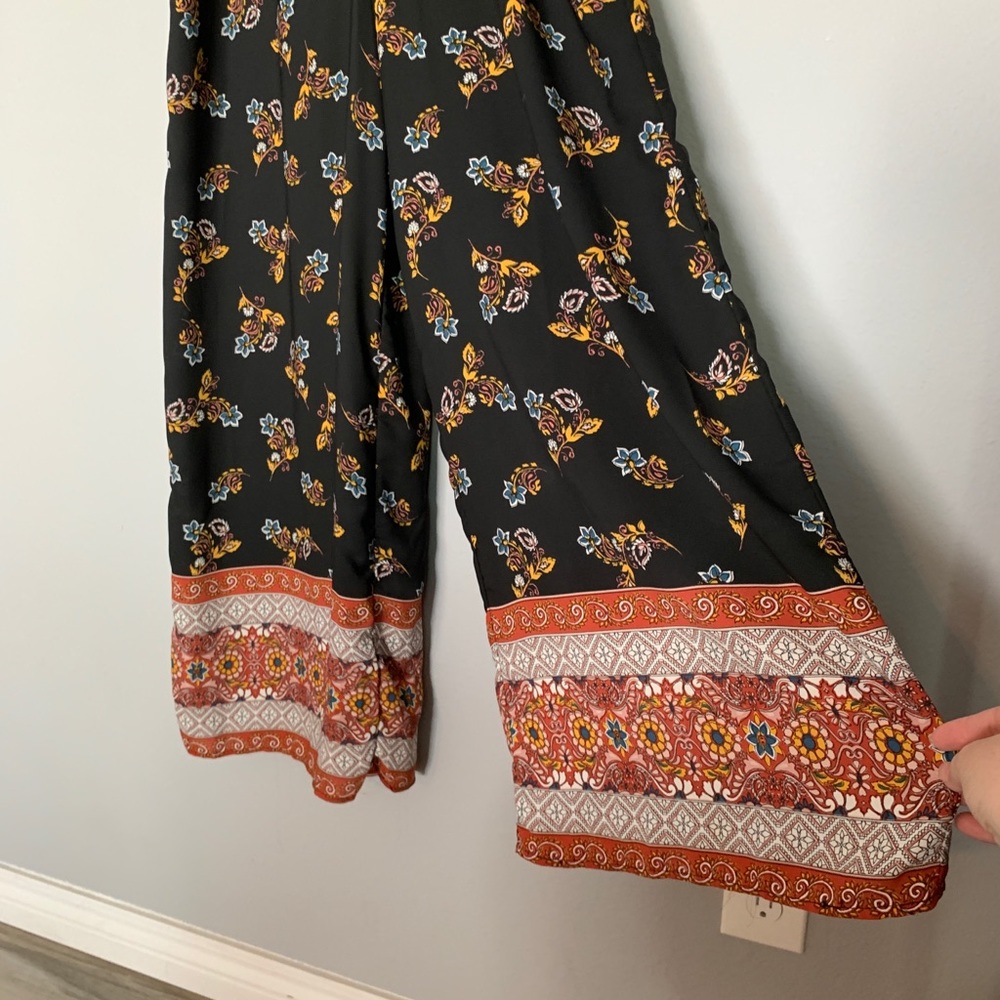 Francesca’s Floral Jumpsuit - Picture 11 of 16
